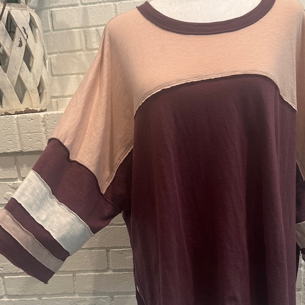 Women's Colorblock Long Sleeve Top in Burgundy and Blush - Picture 8 of 10
